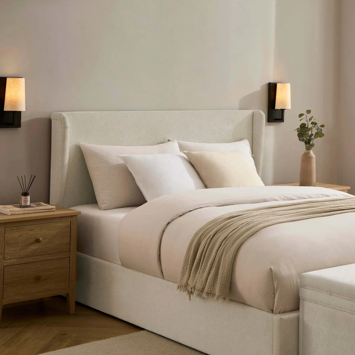 Berkeley Ottoman Storage Bed – Chenille Ecru